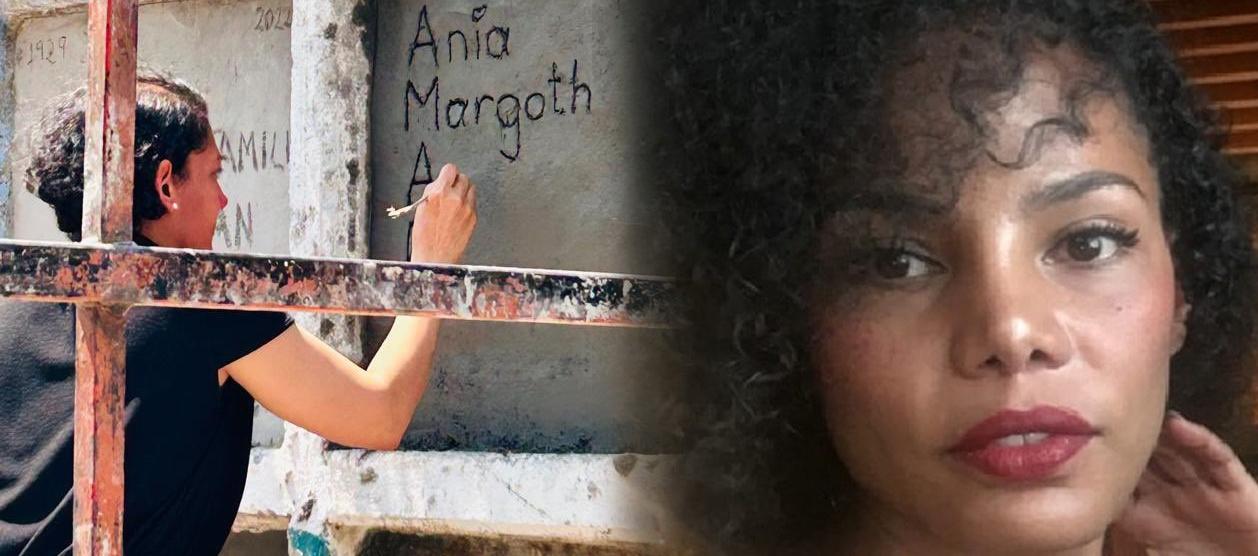 Ania Margoth Acosta en la tumba que ocupa desde ayer en un cementerio en México.