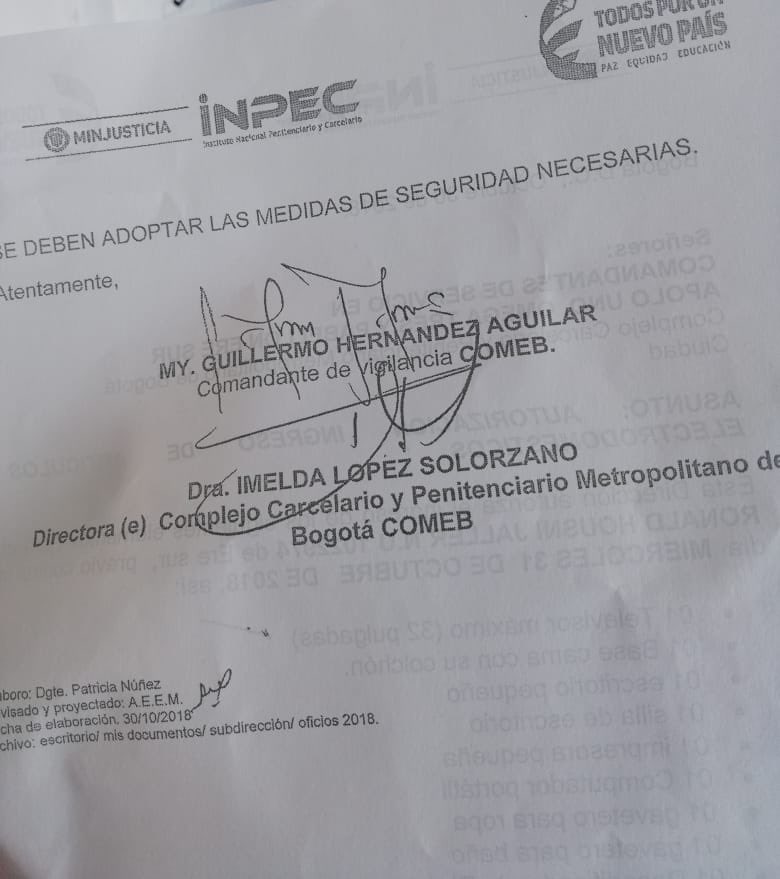 La firma de la directora encargada de la cárcel La Picota de Bogotá, Imelda López.