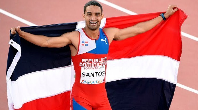 El atleta dominicano Luguelín Santos.