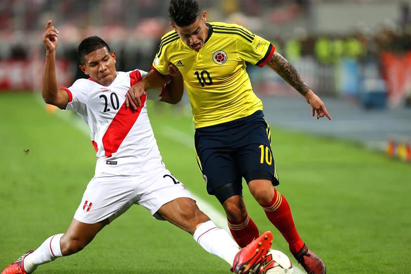 James Rodríguez intentando superar la marca de Edinson Flórez.