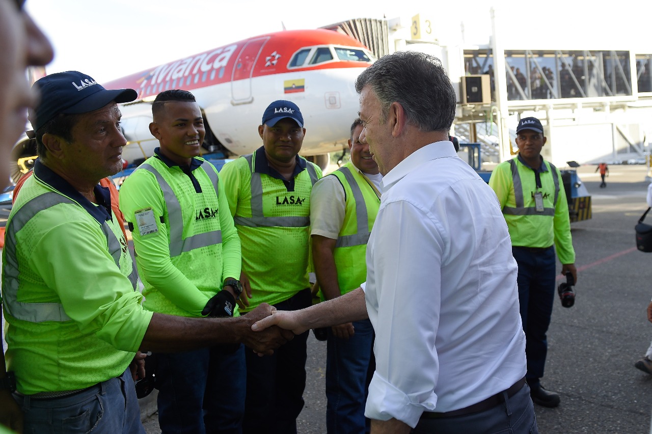 Presidente Santos durante la entrega de las obras de remodelación del aeropuerto Simón Bolívar.