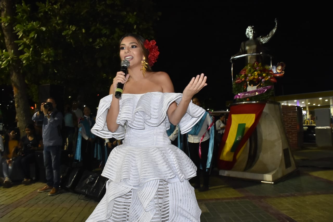 La Reina del Carnaval, Carolina Segebre brindó unas palabras al público.