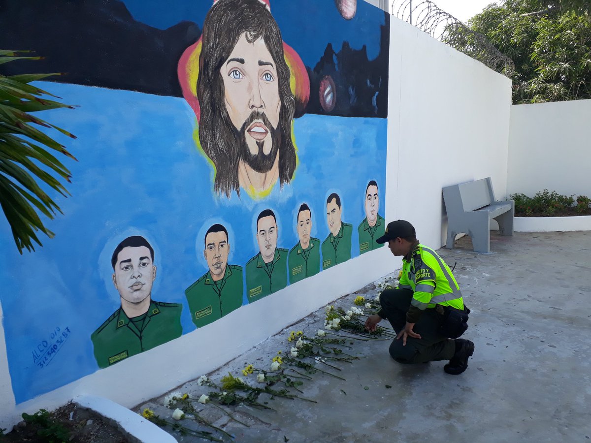 El mural en homenaje a las víctimas del atentado terrorista. 