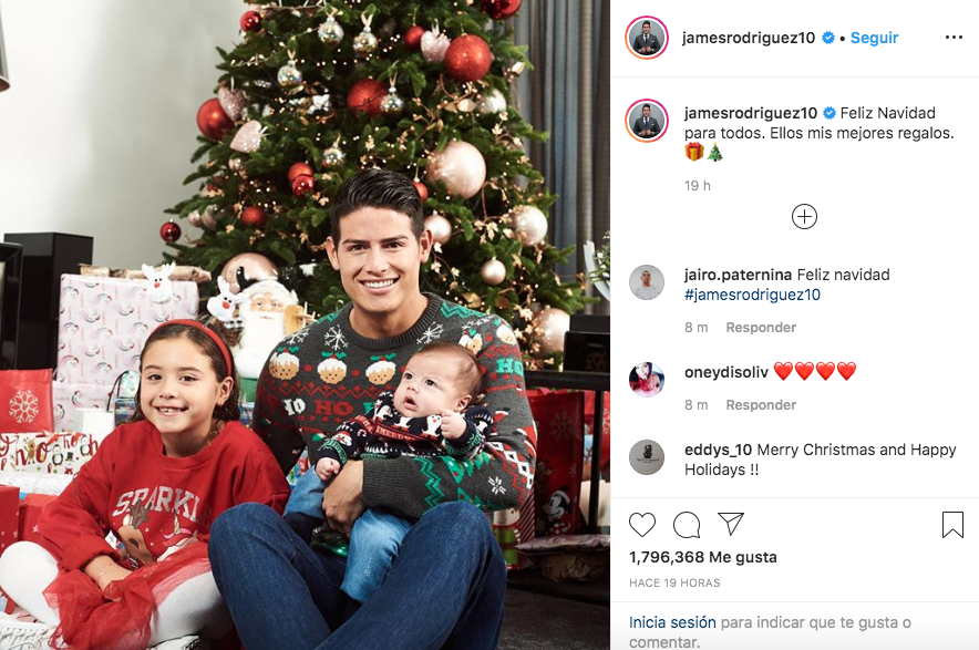 El futbolista James Rodríguez con sus hijos Salomé y Samuel.