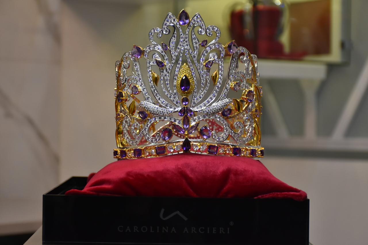Imagen de la corona de la Reina del Carnaval.