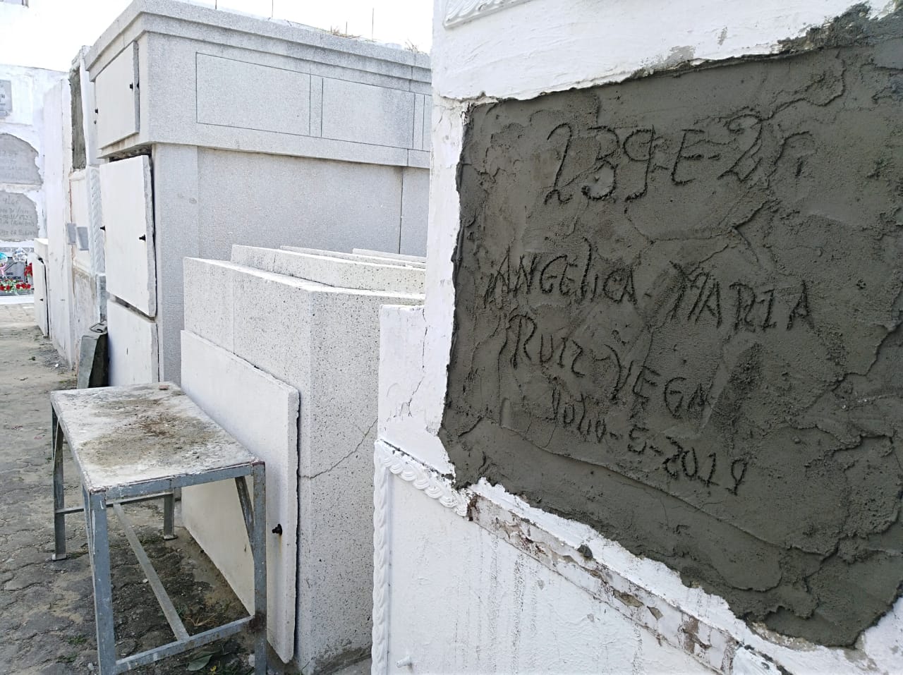 Bóveda dónde fue sepultada Angélica María Ruiz Vega