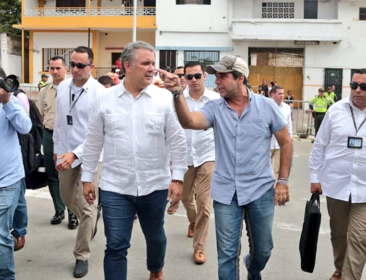 El Presidente de la República, Iván Duque y el Alcalde de Barranquilla, Alejandro Char, durante su visita a la sede de Industrias Creativas.