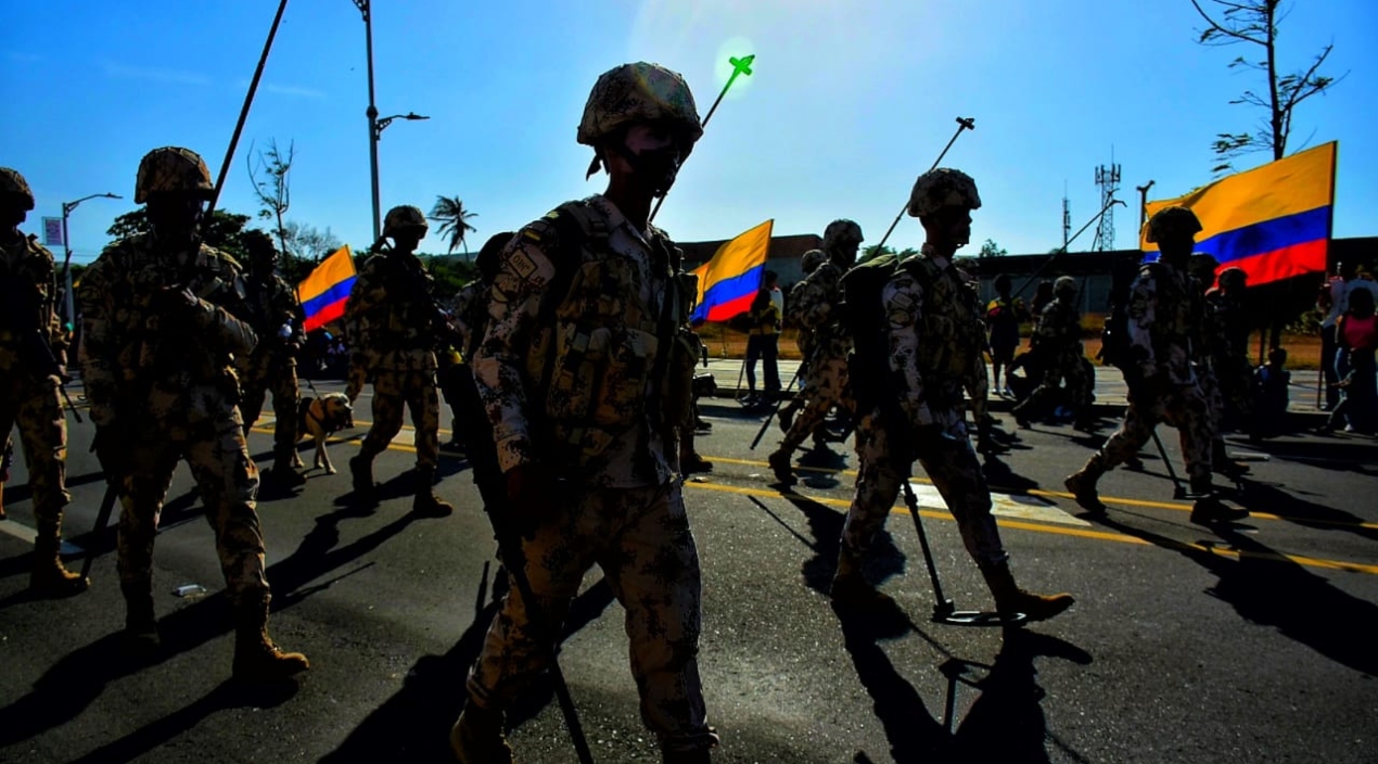Ejército Nacional en el desfile.