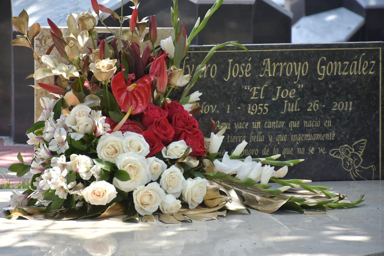 Álvaro José Arroyo González (Joe Arroyo), noviembre 1 de 1995 - julio 26 de 2011.