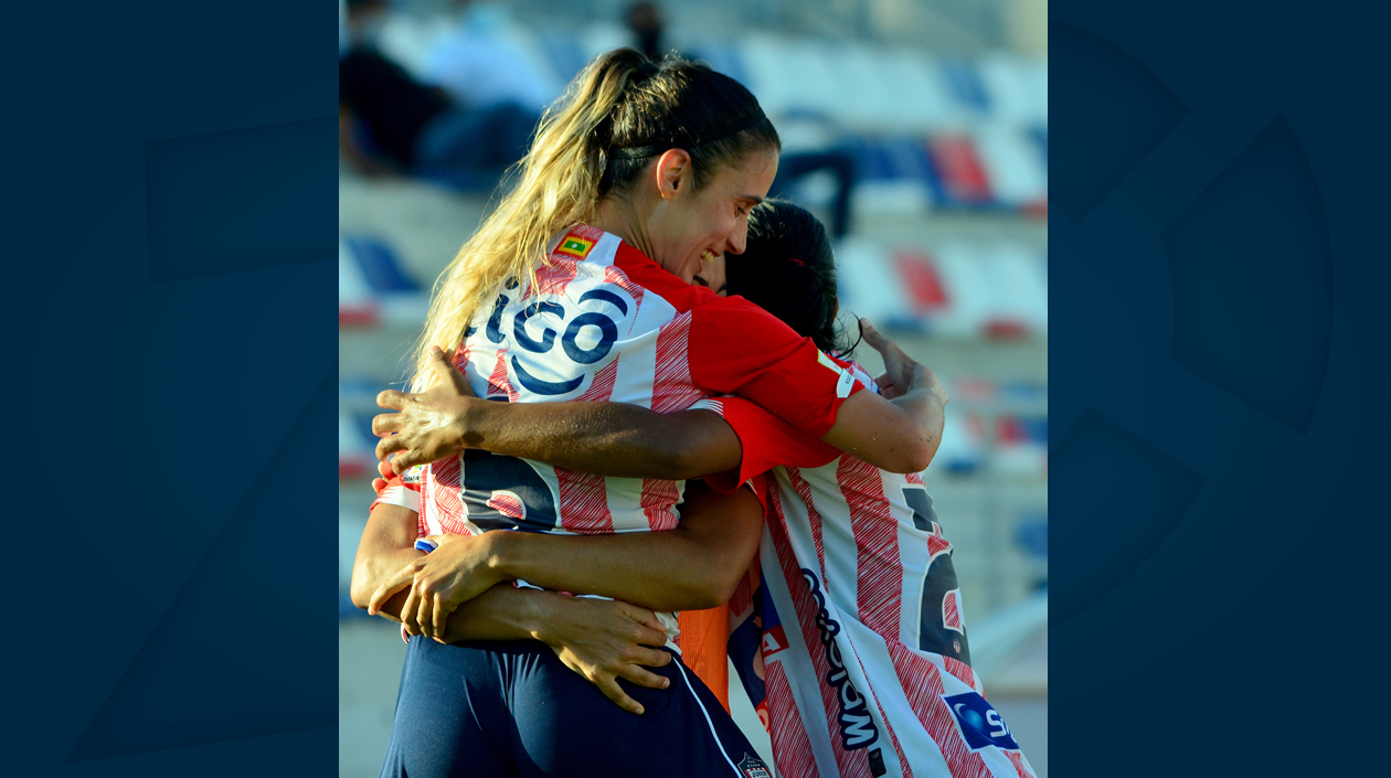 Daniela Montoya llegó a tres torneos marcado gol con las Tiburonas. 