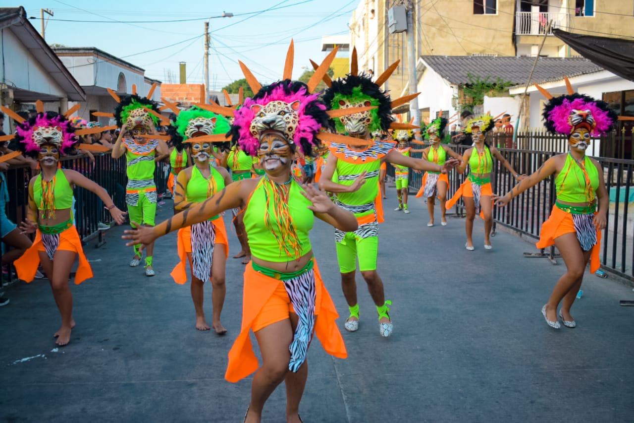 Durante meses los hacedores del carnaval se prepararon para esta gran puesta en escena que ratificó el aporte cultural que Galapa entrega el departamento del Atlántico.  