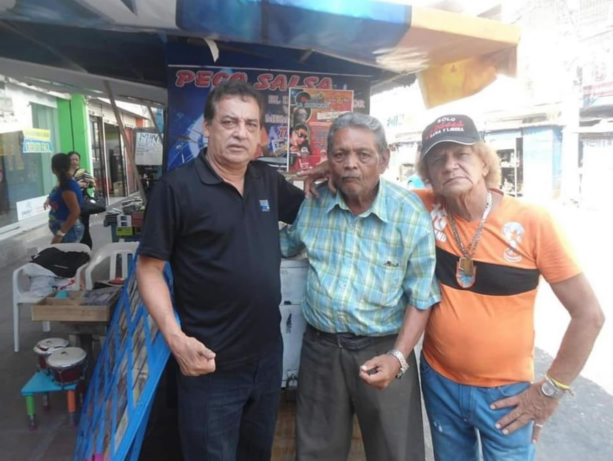 Luciano Barraza, Ildefonso Vivero y Pekos Salsa, los tres fallecidos, grandes conocedores de la música salsa.