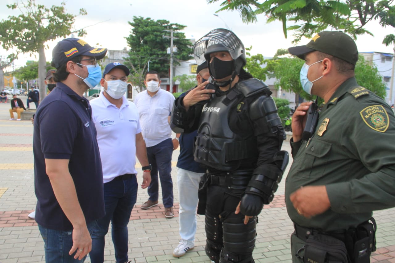 El Secretario de Gobierno, Clemente Fajardo, y el Jefe de la Oficina de Seguridad y Convivencia, Nelson Patrón, están al frente de los operativos.