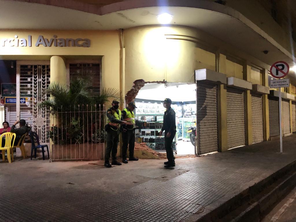 Policía hace presencia en el Centro Comercial Avianca