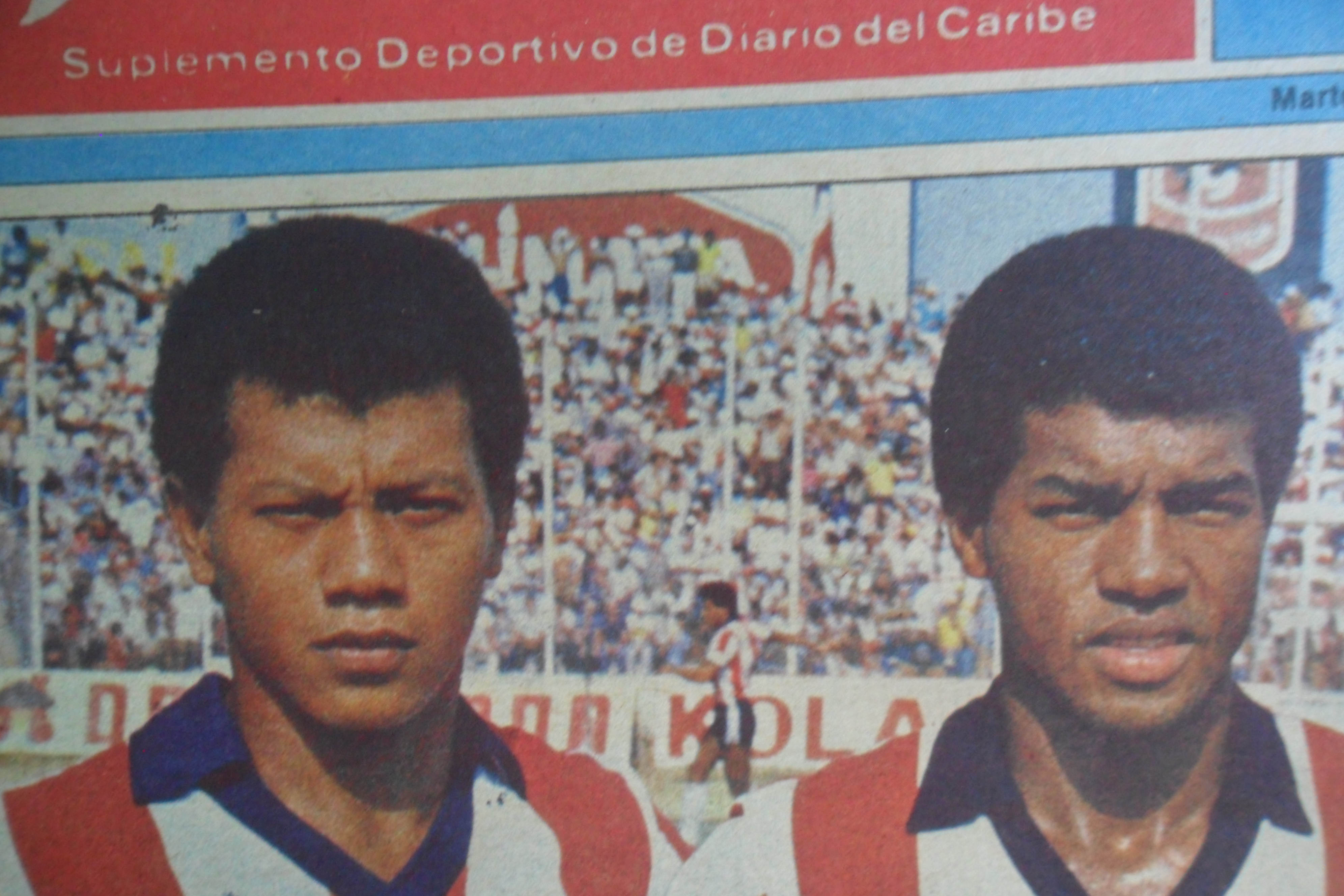 Didí Valderrama, al lado del peruano Julio Cesar Uribe. Didi el jugador mas caro de Colombia en 1984