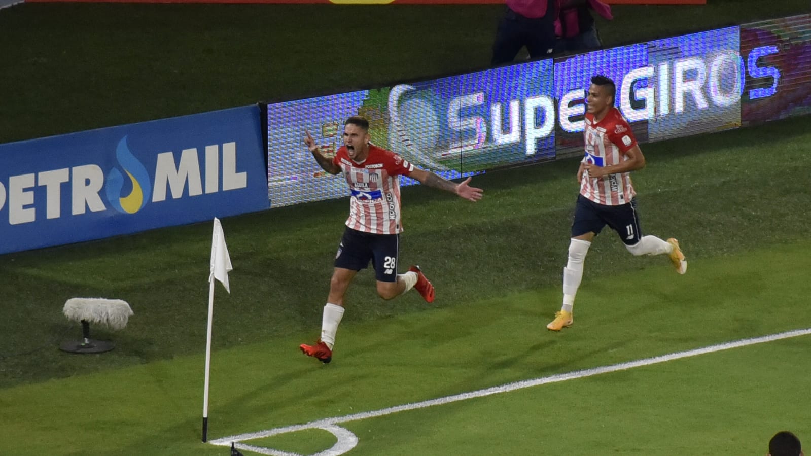 Juan David Rodríguez festejando el gol del triunbfo.