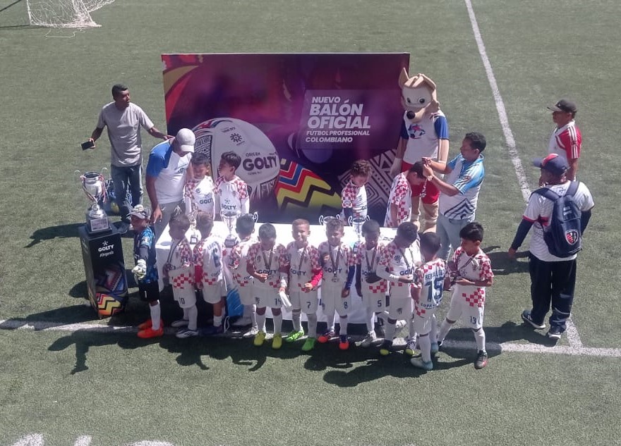 Neogranadinos representó a Croacia Juen el Mundialito Copa Caribe. 