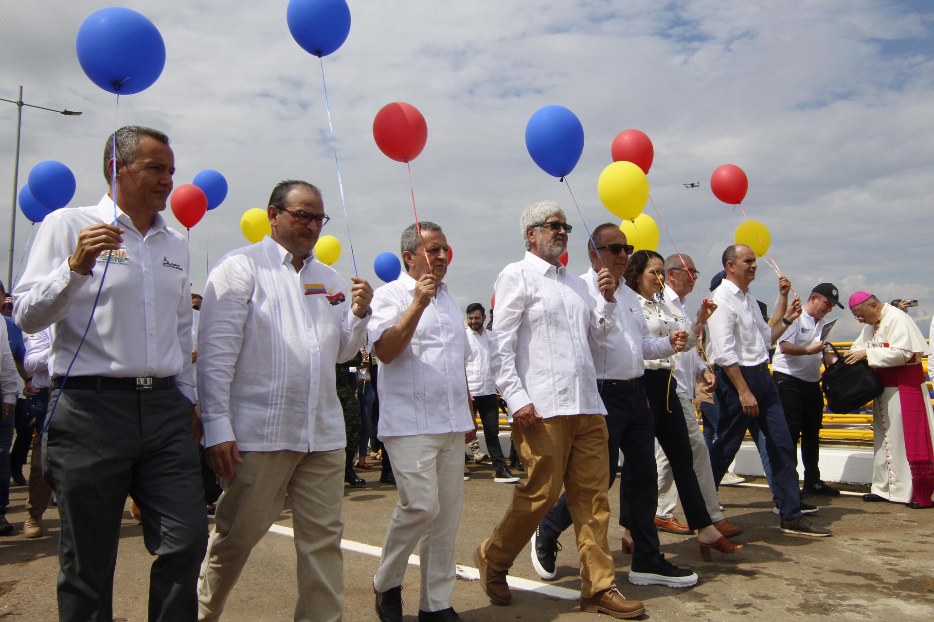 Delegaciones de Venezuela y Colombia en la reapertura del Puente &quot;Tienditas&quot;