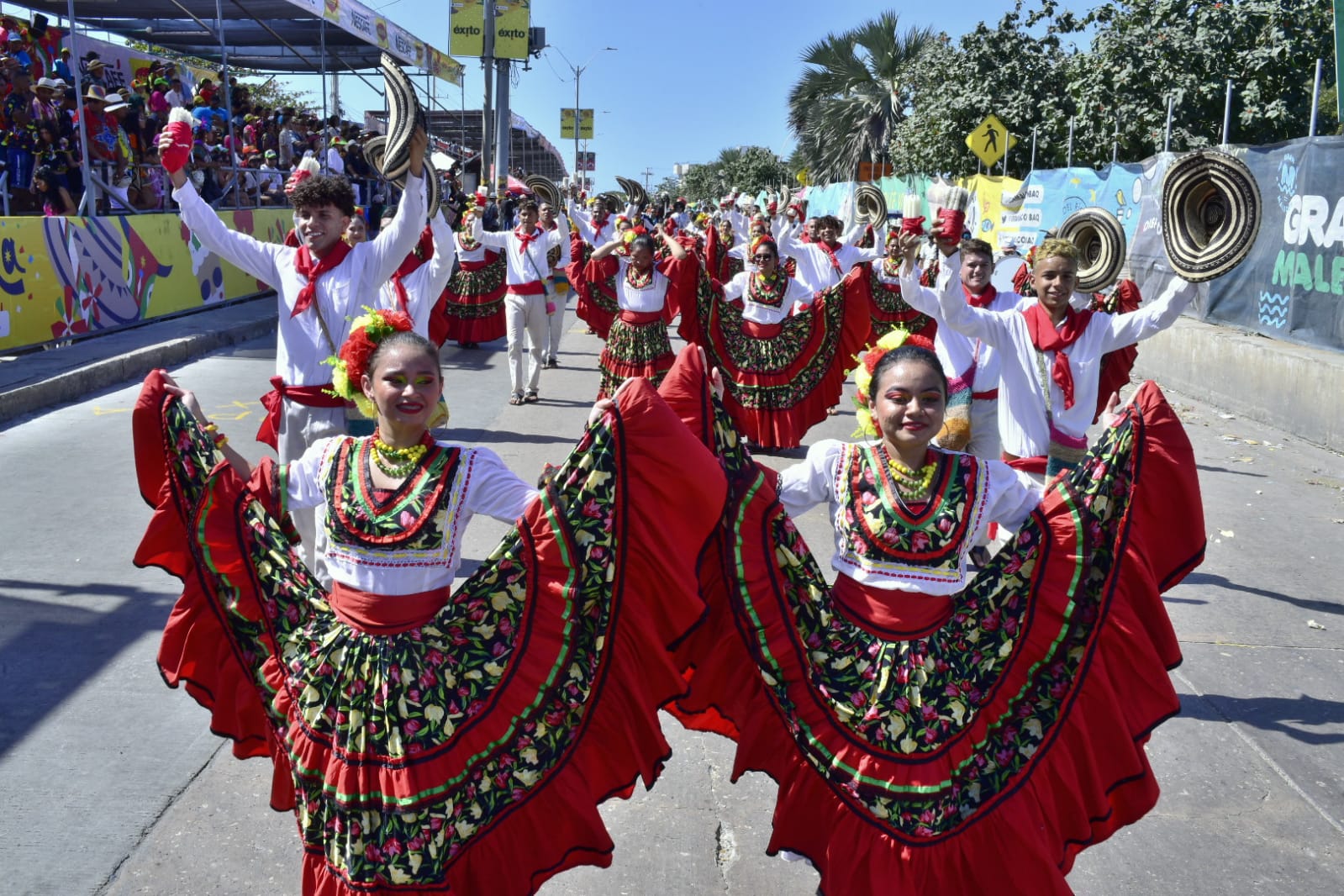 Funvizenú trajo de Chinú el tradicional fandango.