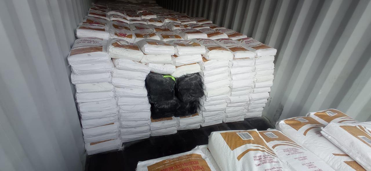 Incautación de cocaína en cargamento de almidón de yuca