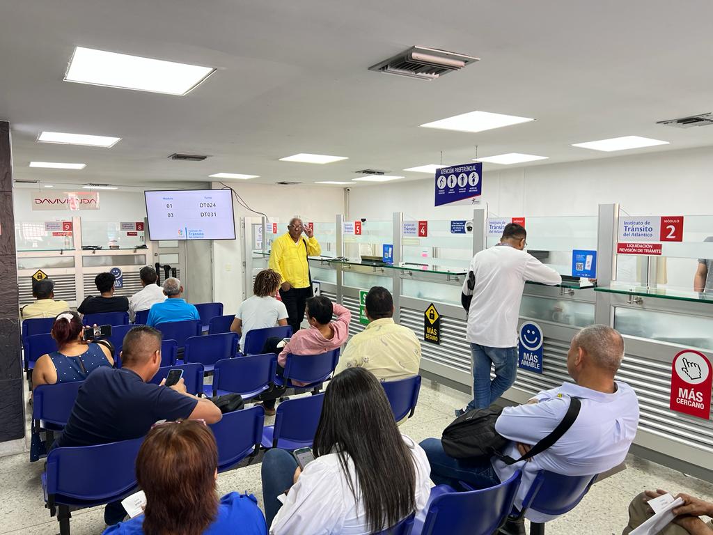 Oficinas del Tránsito del Atlántico en Barranquilla. El trámite de renovación se hace en la sede operativa de Sabanagrande