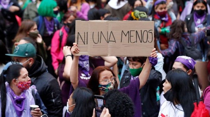 En Colombia, más de 2 millones de mujeres y niñas están en riesgo de sufrir violencia de género