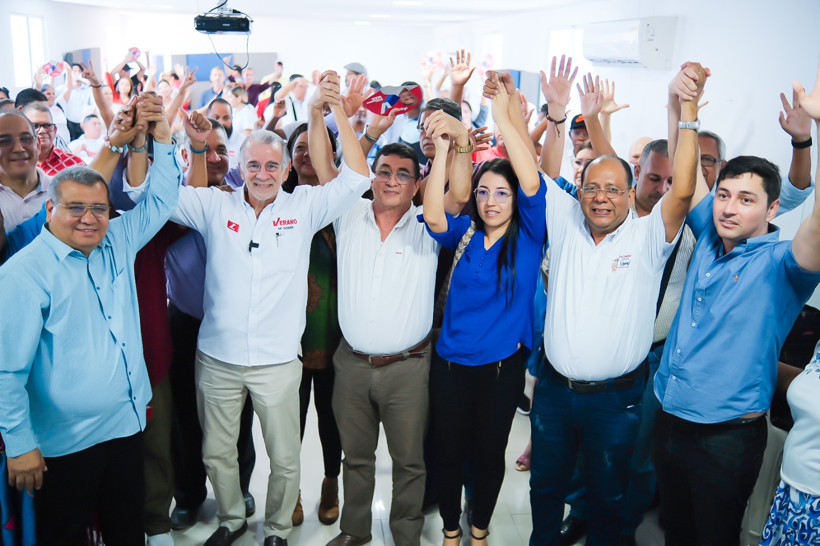 Verano con cristianos y miembros del partido Colombia Justa Libres.