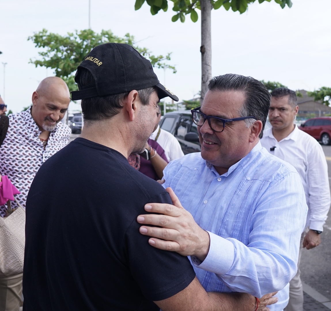 El Alcalde electo de Barranquilla, Alex Char y el Embajador de Estados Unidos en Colombia, Francisco Palmieri.