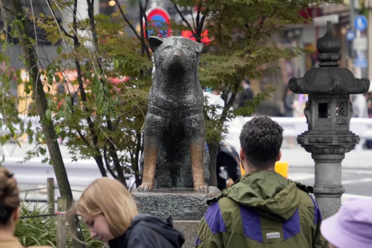 La estatua de Hachiko en Tokio.