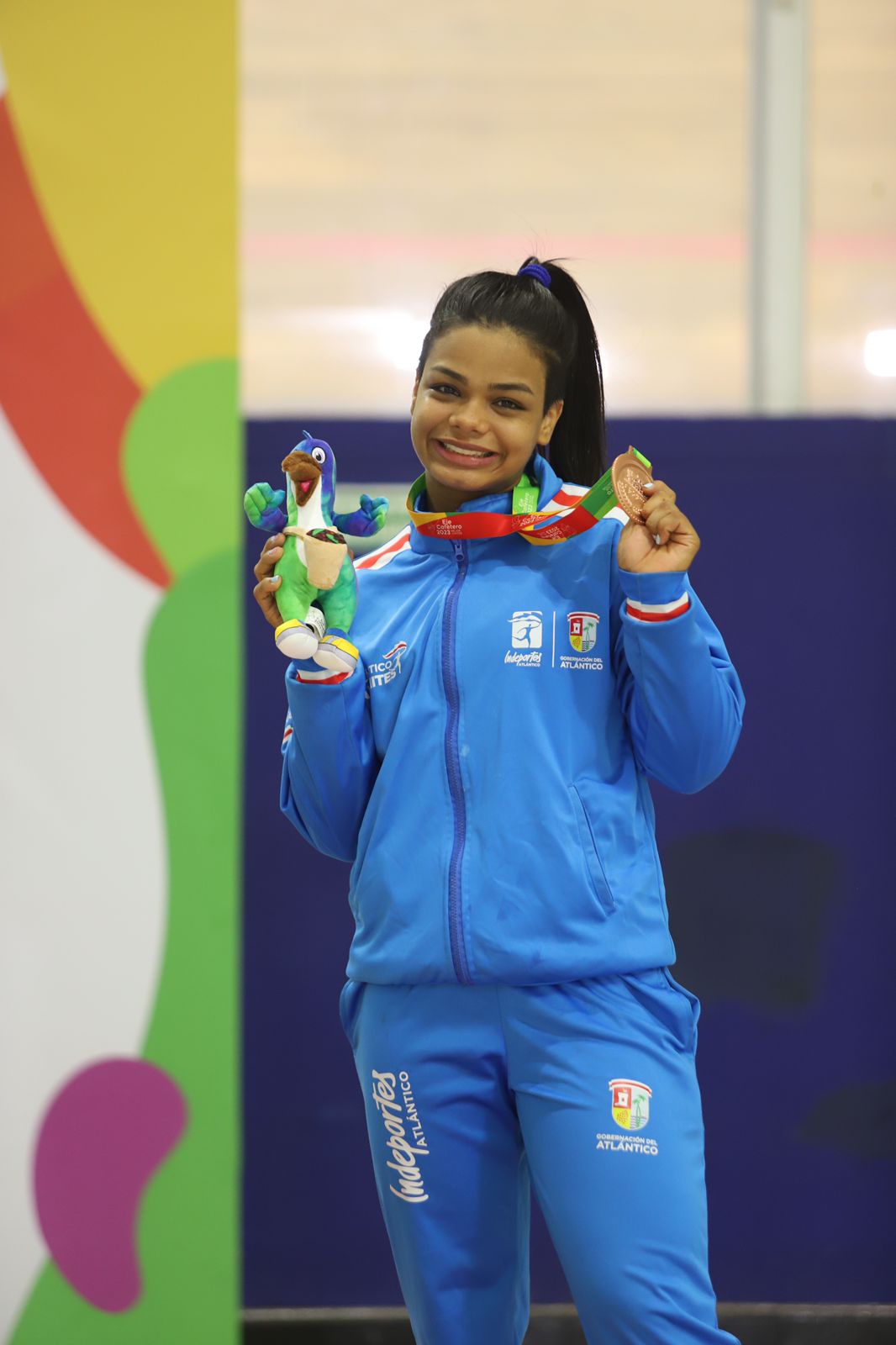 Luna Álvarez, medalla de bronce en velocidad femenina. 