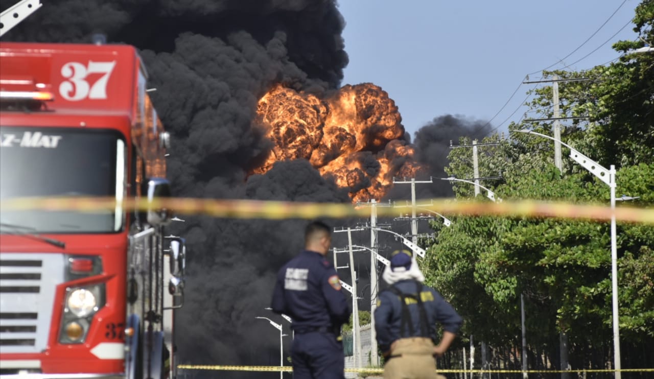 Imágenes del incendio que inició el 21 de diciembre de 2022.