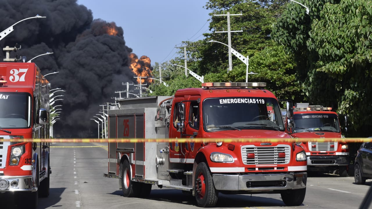 Imágenes del incendio que inició el 21 de diciembre de 2022.