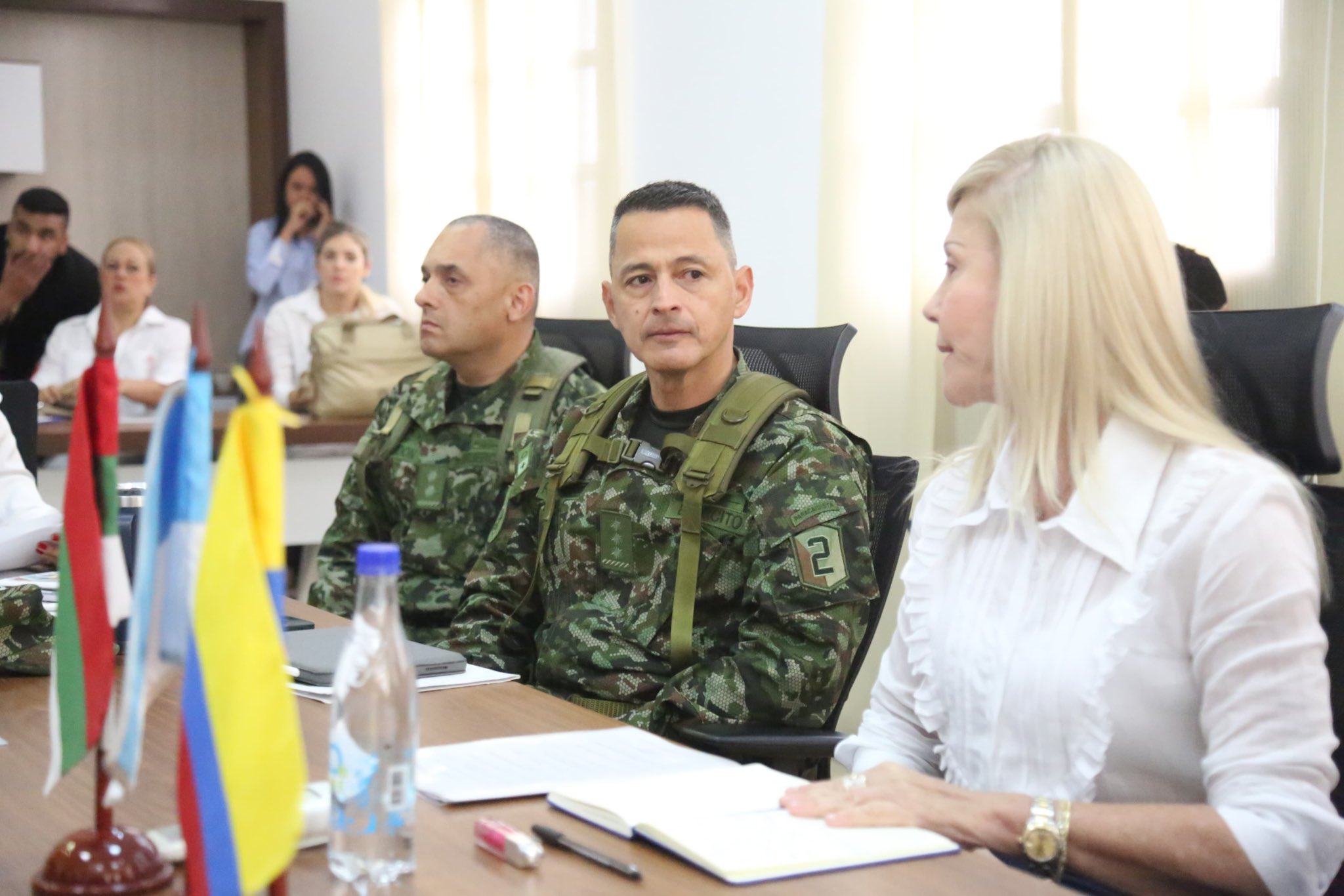 La Gobernadora anunció un trabajo en conjunto con el Ejército y la Policía.