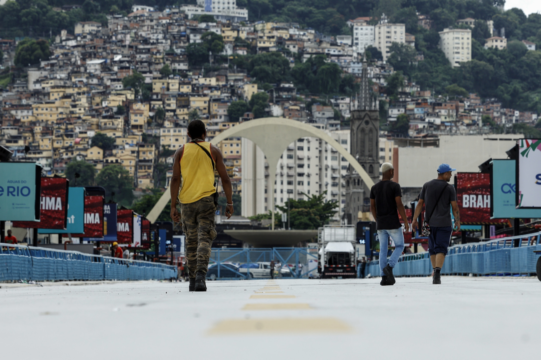 La pista del sambódromo está siendo adecuada para el Carnaval de Río. 