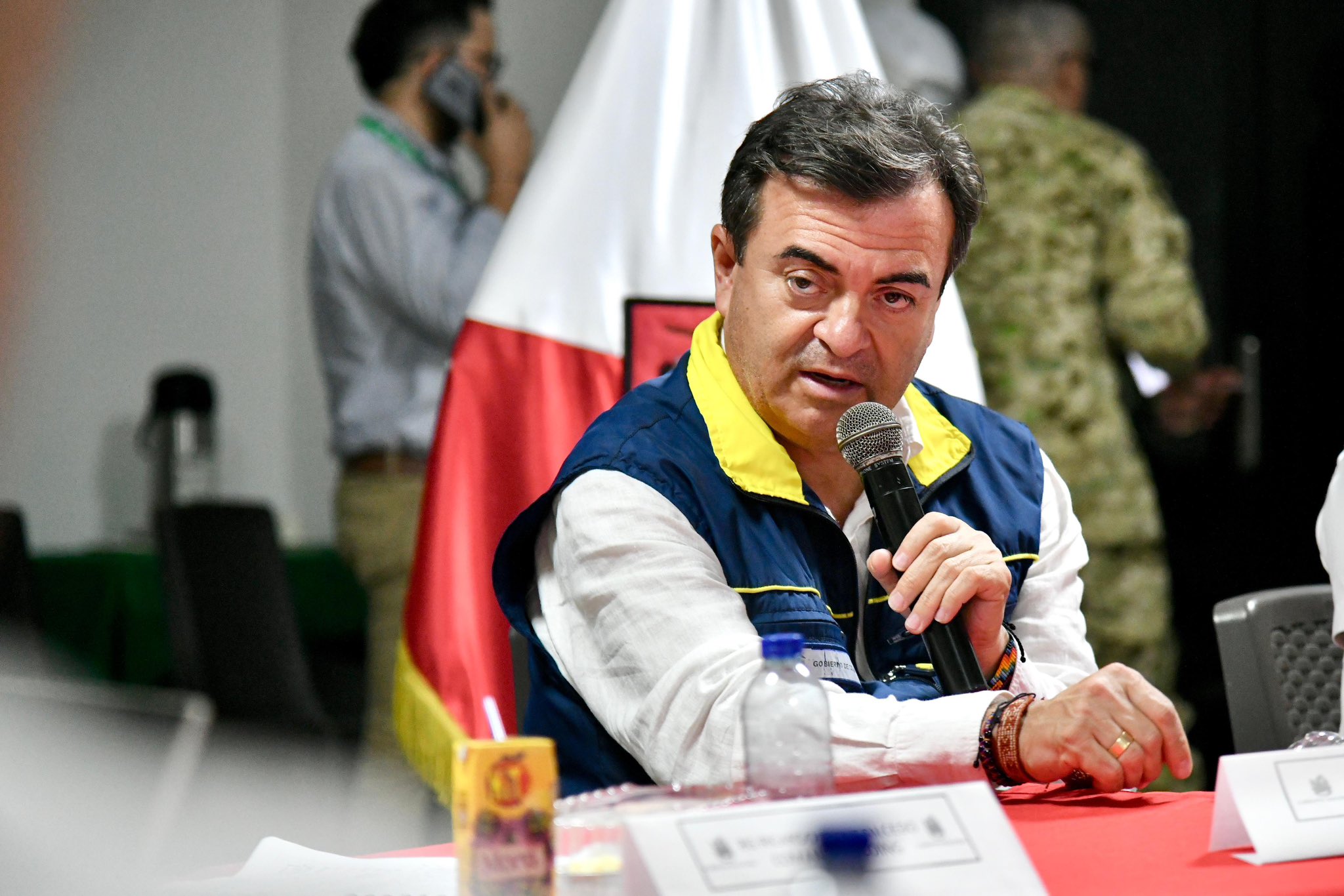 Olmedo López renunció por las investigaciones en su contra.