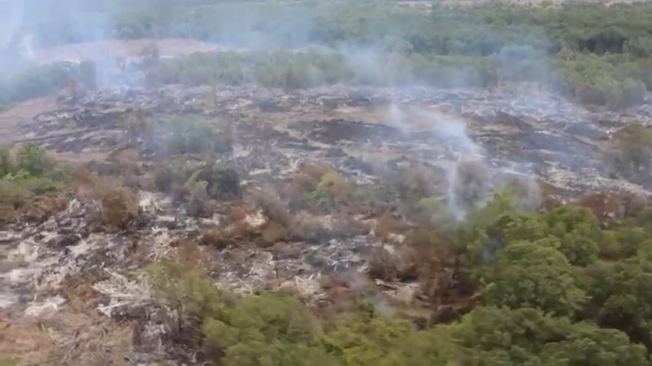 El humo del incendio sigue afectando a Barranquilla y partes del Magdalena.