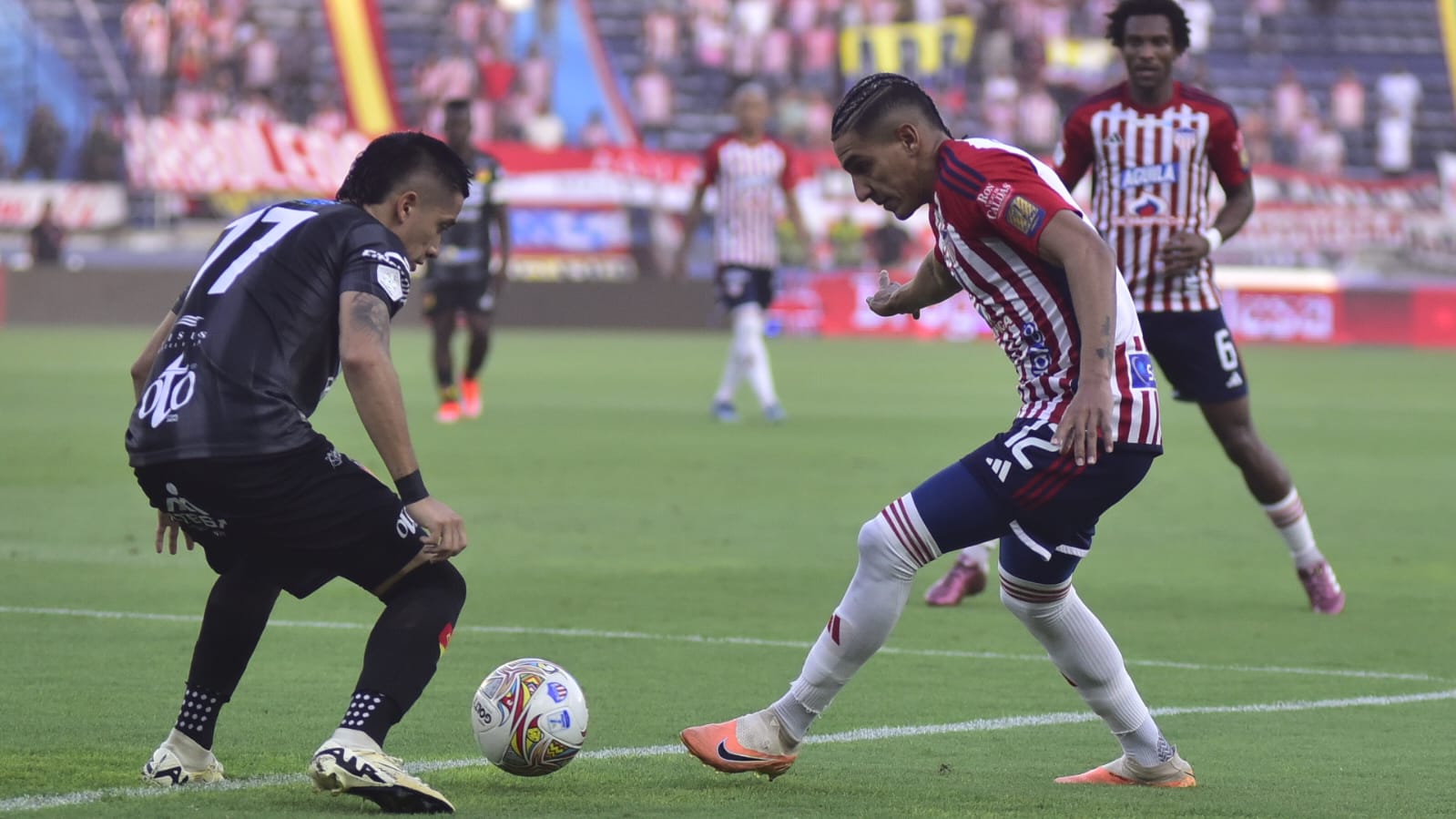 Gabriel Fuentes tuvo implicación directa en el segundo gol del Pereira. 