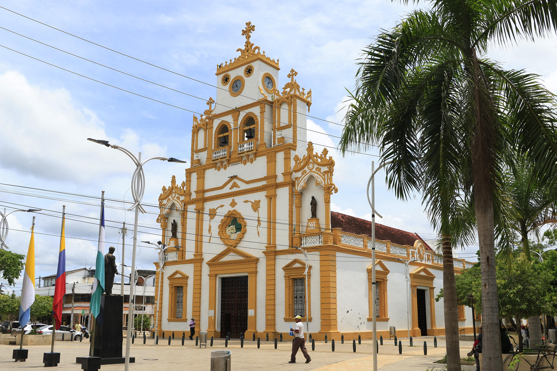 Iglesia Santa Cruz.