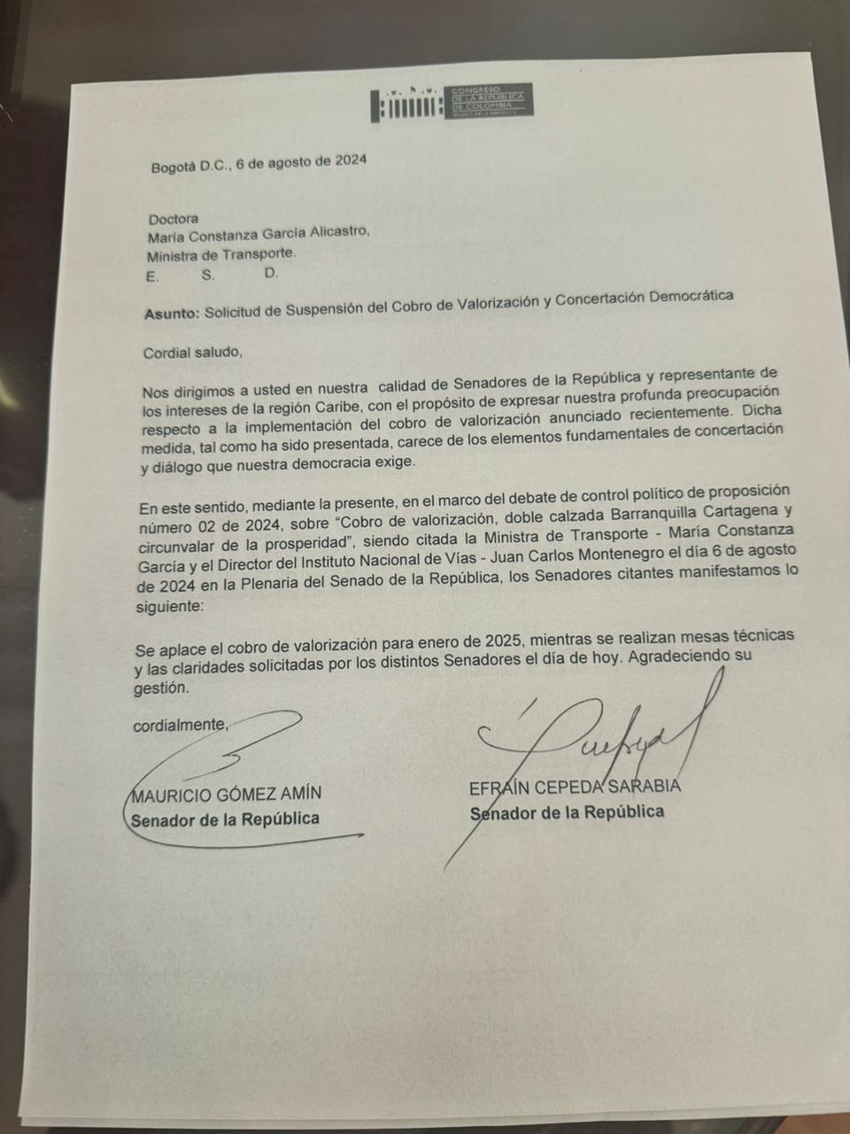 Solicitud de los senadores al MinTransporte.