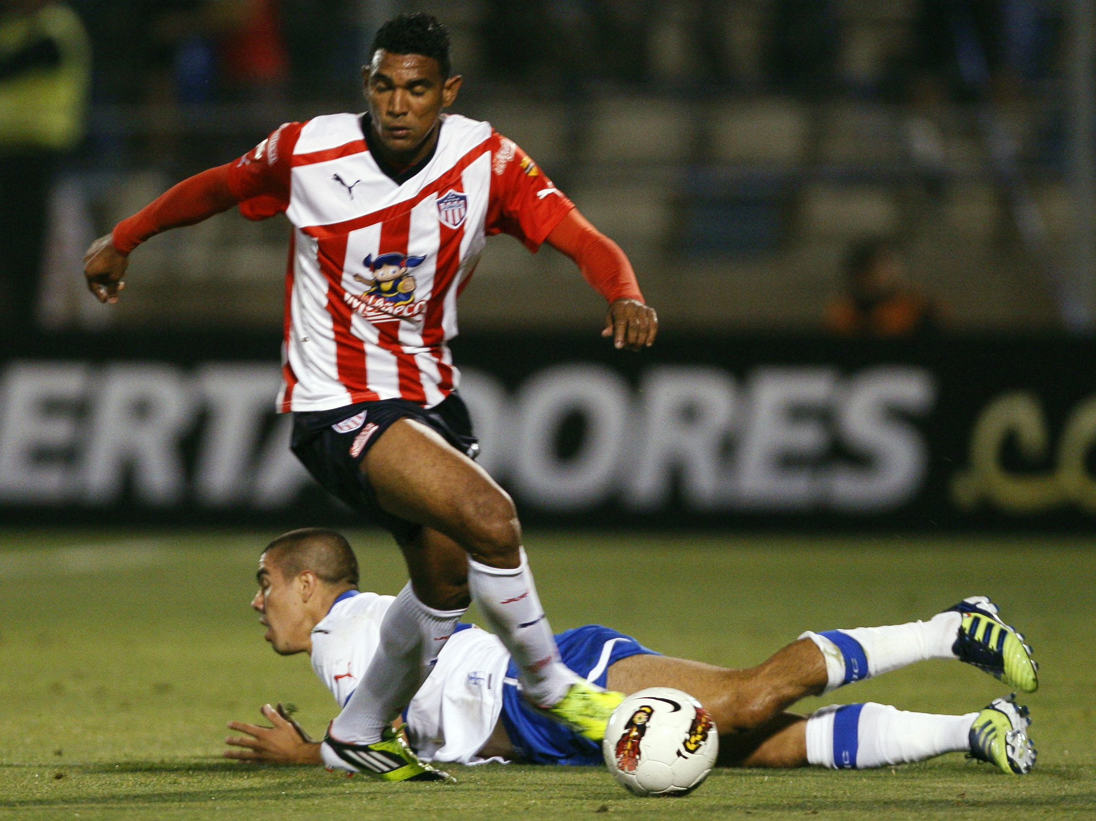 Luis Narváez en un partido contra Universidad Católica.