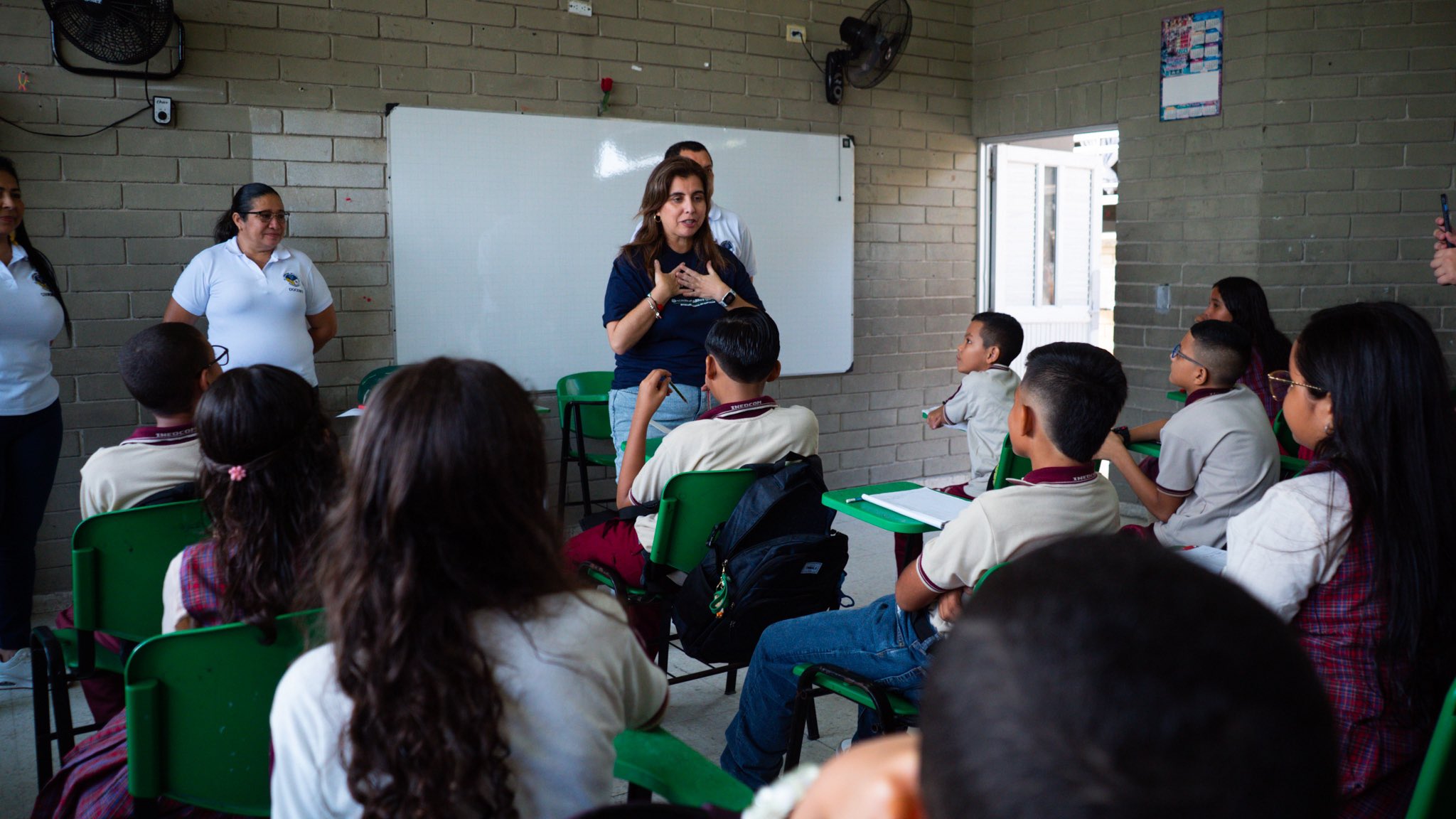 Secretaria de Educación, Paola Amar.