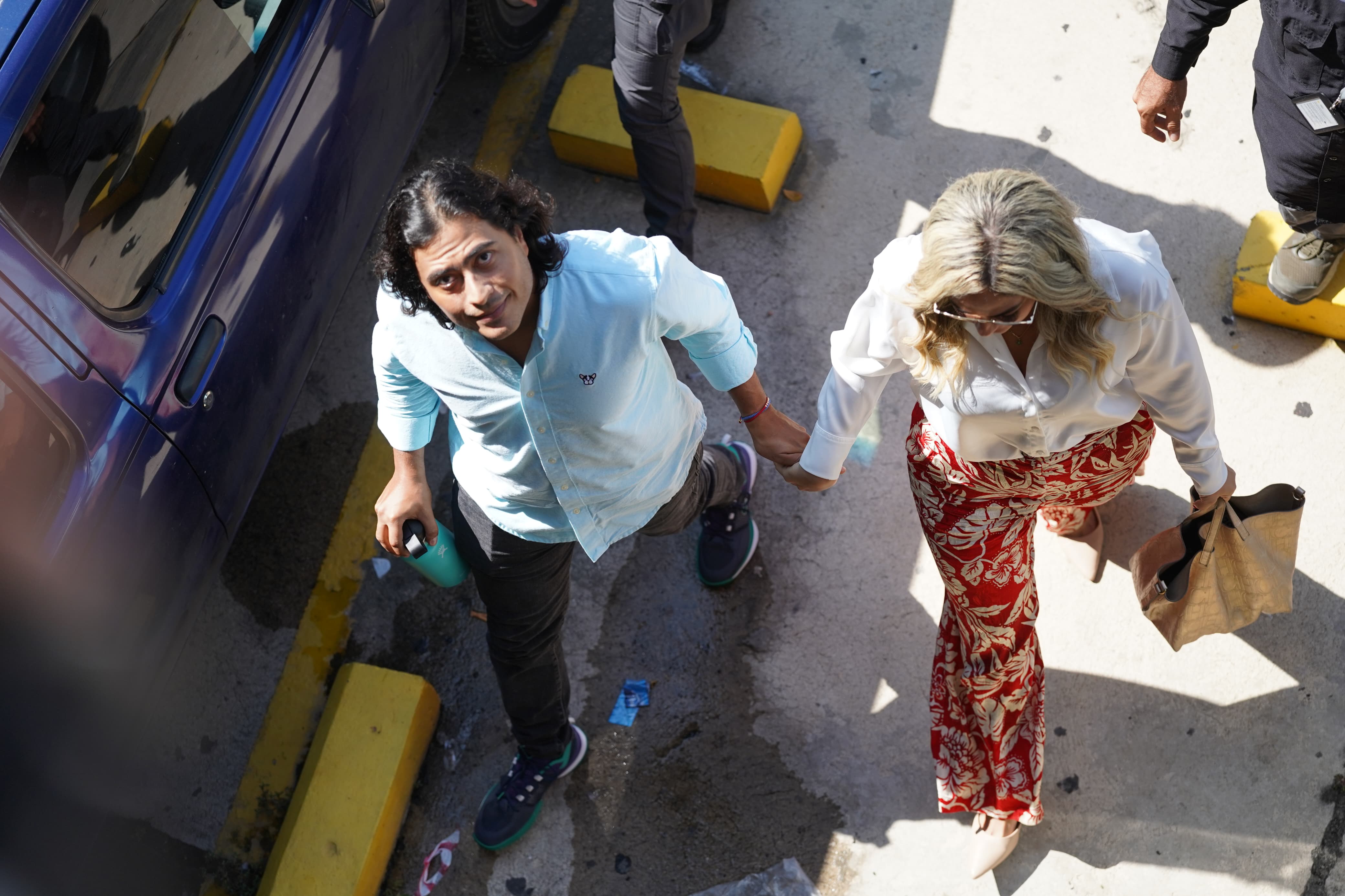 Nicolás Petro a su llegada al Centro de Servicios Judiciales de Barranquilla. . 