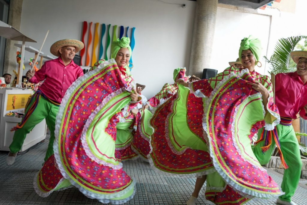 Muestras culturales durante la jornada.