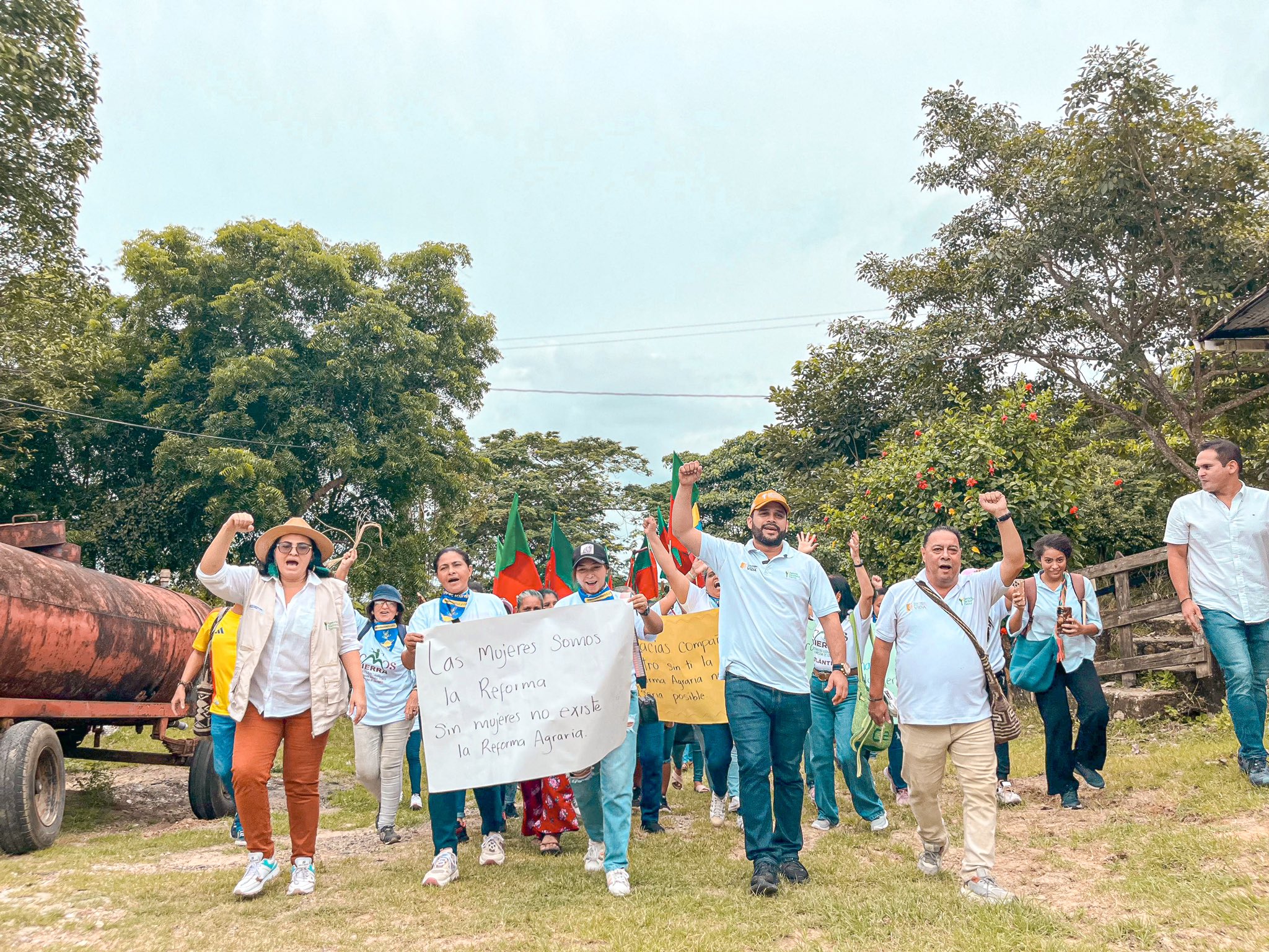 Entrega de Tierras en Usiacurí.