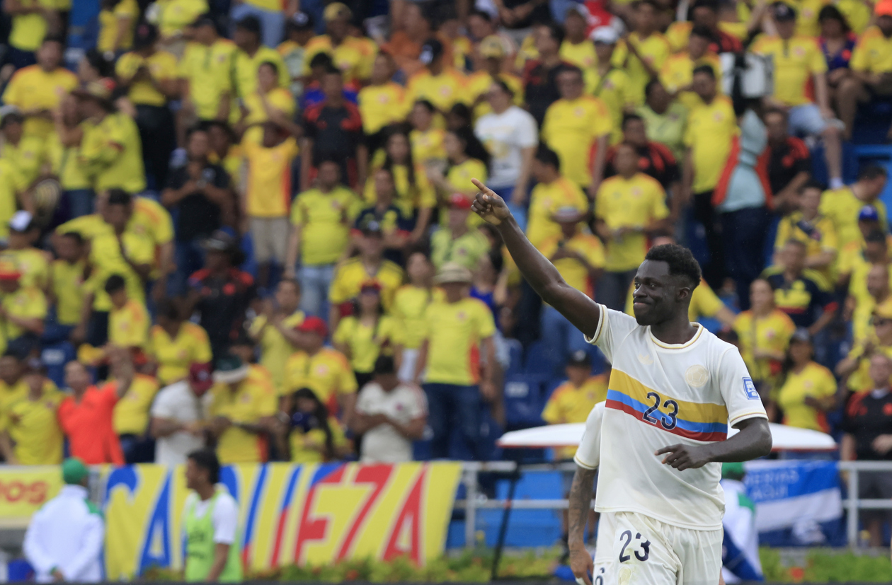 La celebración de Dávinson Sánchez, autor del primer gol colombiano. 