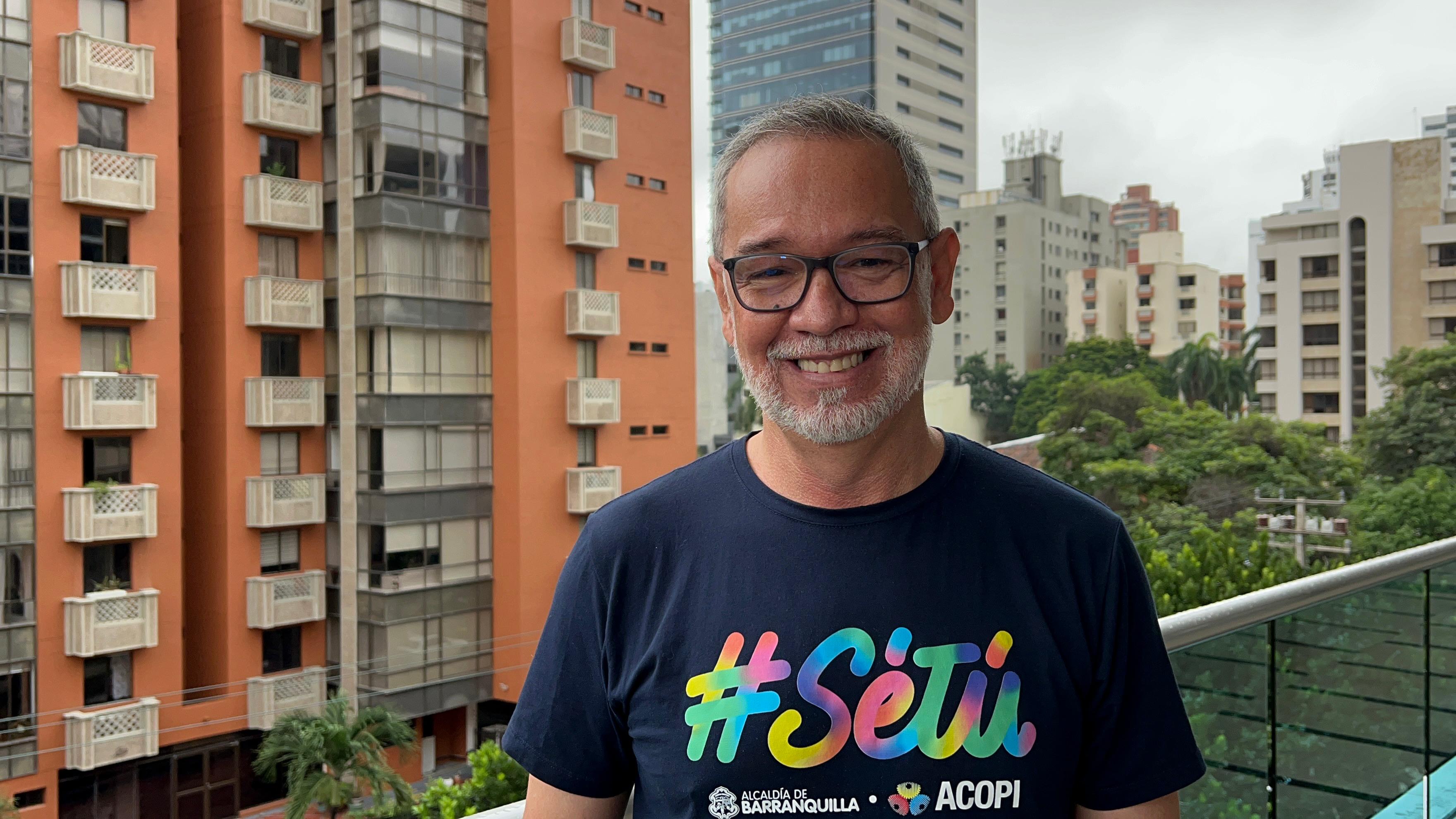 Hemel Noreña, coordinador del sector social LGBTIQ+. 