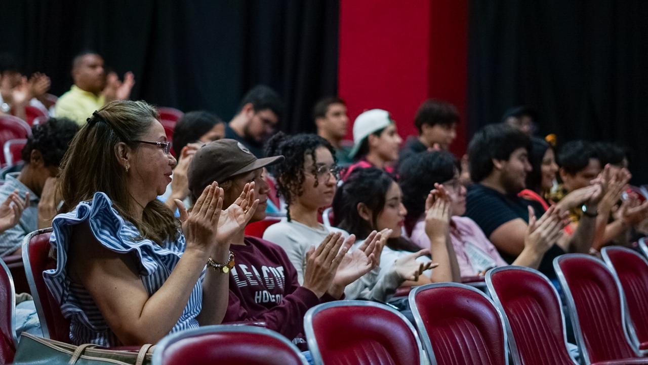 Acto de presentación de los trabajos audiovisuales.