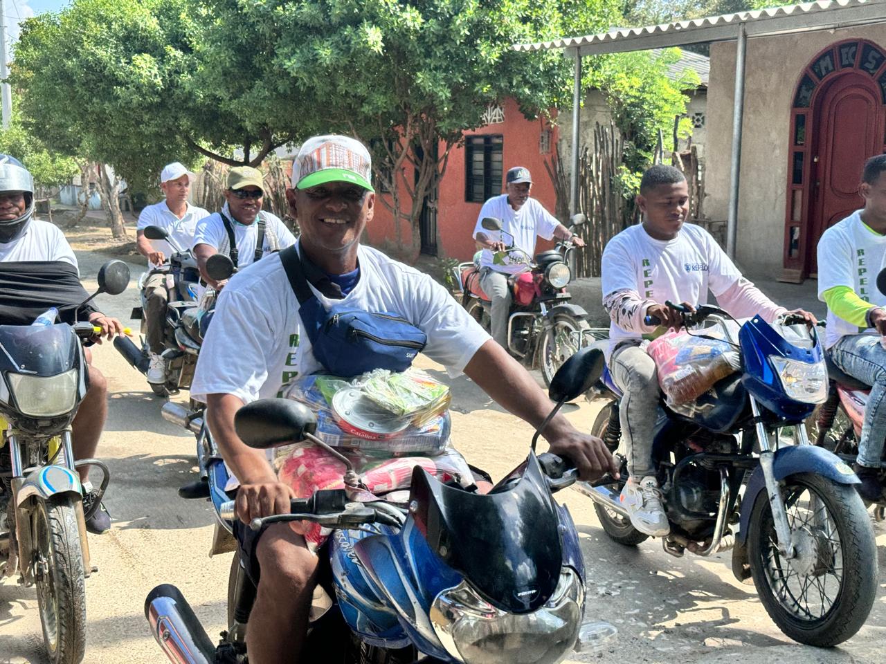 El alcalde realizó una celebración a los mototaxis de la población. 