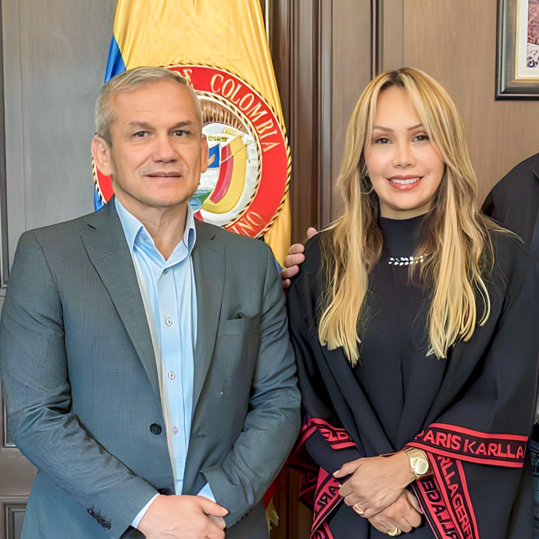 Carlos Ramón González y Sandra Ortiz.