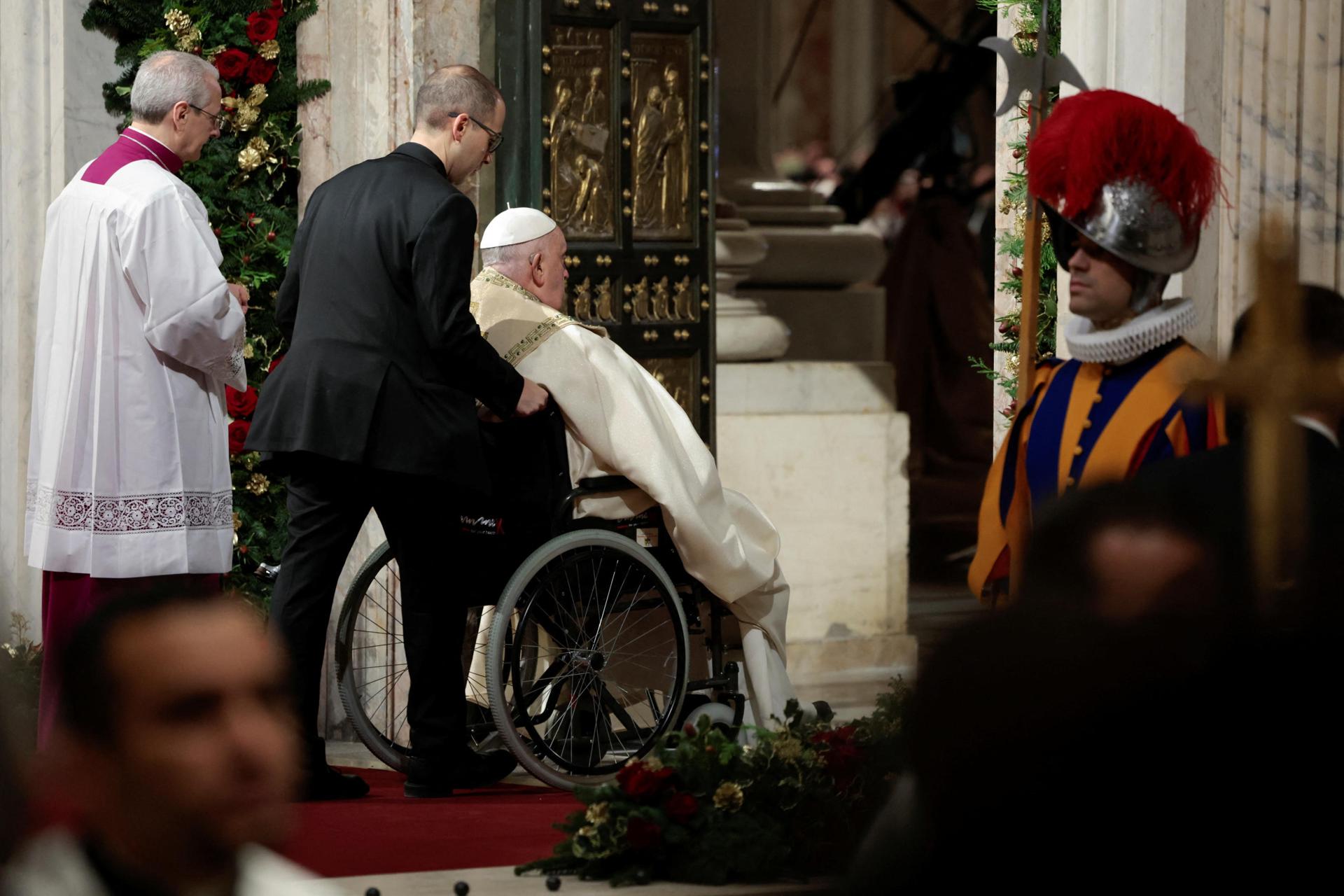 El Papa Francisco preside la Misa del Gallo en la Basílica de San Pedro 